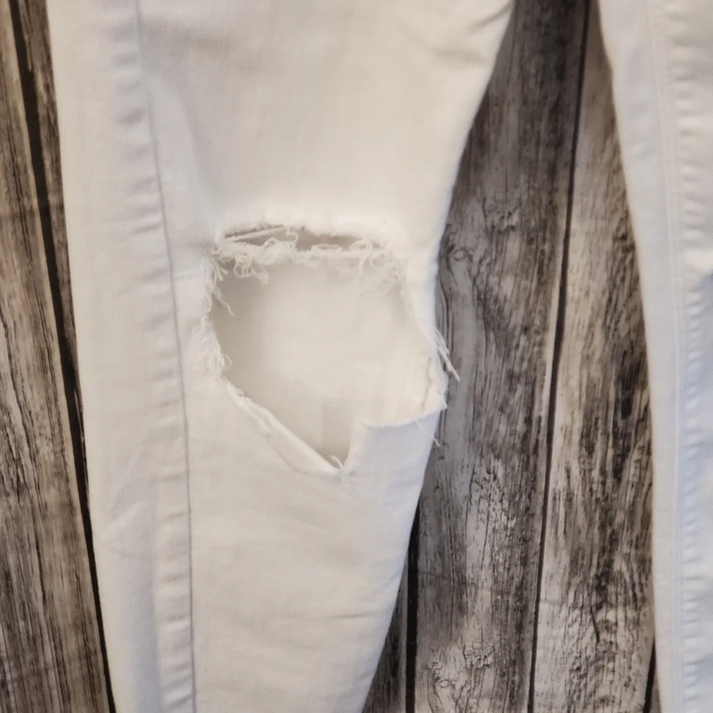 ZARA Basic  white distressed raw hem jeans White Size 2 - Picture 8 of 10